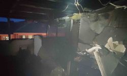 3 katlı binanın terasında çıkan yangın söndürüldü