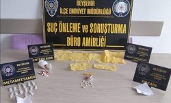 Polis ekiplerinden zehir tacirlerine darbe