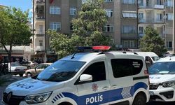 Tartıştığı apartman yöneticisini bıçakladı