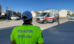 Ambulansın karıştığı kaza ucuz atlatıldı
