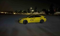 Çalınan taksi oto pazarında tek edilmiş halde bulundu