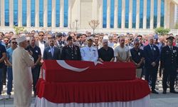 Helikopter kazasında hayatını kaybeden pilot son yolcuğuna uğurlandı