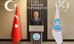 Rektör Karamustafa: 'Hiçbir düşmana boyun eğmeyen milletimiz; hainlere hak ettikleri dersi vermiştir'
