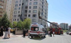 9 katlı binada yangın çıktı: 1'i çocuk 3 kişi mahsur kaldı