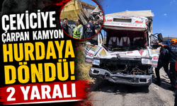 Çekiciye çarpan kamyon hurdaya döndü: 2 yaralı