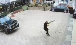 1 kişinin hayatını kaybettiği silahlı kavganın görüntüleri güvenlik kamerasına yansıdı
