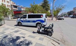 3 tekerlekli elektrikli bisiklet devrildi: 1 yaralı