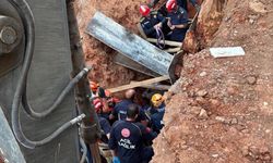 Göçük altında kalan inşaat işçisi kurtarıldı