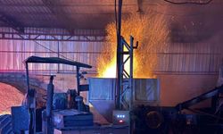 Talaş briketleme makinasında çıkan yangın büyümeden söndürüldü