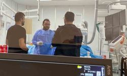 Vena kava süperior sendromuna başarılı müdahale