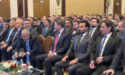 Bakan Bayraktar: 'Milli Enerji 2040 kapsamında elektrik iletim ve dağıtım altyapımızda yaklaşık 100 milyar dolarlık bir yatırım öngörüyoruz'