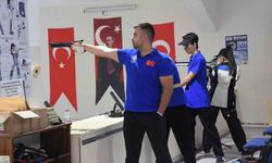 Eskişehir'de 29 Ekim Cumhuriyet Bayramı havalı silahlar atıcılık kupası gerçekleştirildi