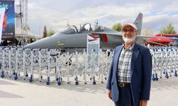 Hürjet'i gören vatandaş duygulandı: 'Türk vatandaşı olarak, Türk millet olarak seviniyoruz'