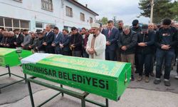 Kazada hayatını kaybeden kardeşler toprağa verildi