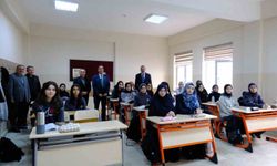 Mezun olduğu okula yıllar sonra rektör olarak döndü