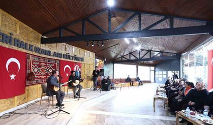 33 kadın muhtarı anlamlı günde bir araya geldi