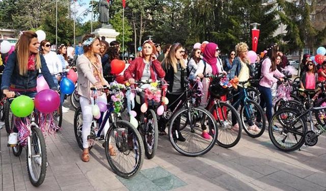 Süslü Kadınlar Bisiklet Turu düzenlenecek