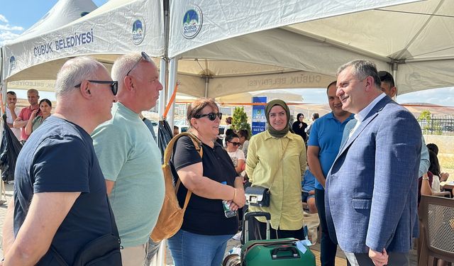 Çubuk'ta üniversite öğrencilerine ve yakınlarına ikram