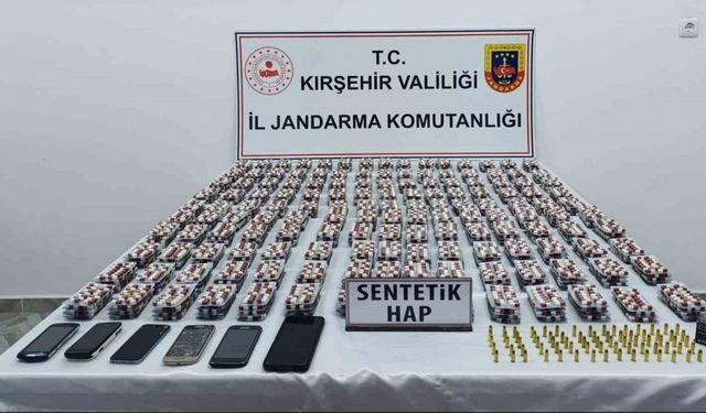 Kırşehir’de 8 bin 330 sentetik hap ele geçirildi