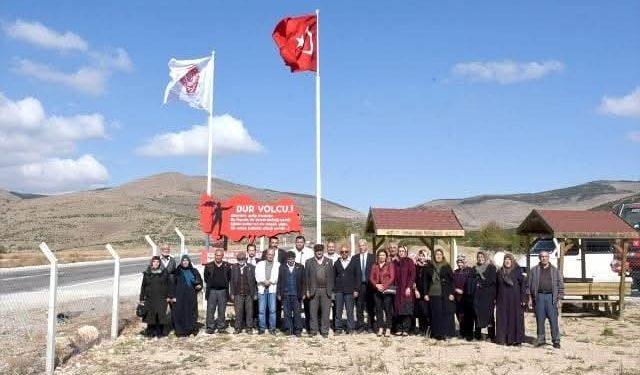 Şehitler Hatıra Ormanında kuruyan ağaçlar yenilendi