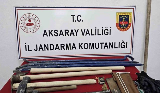 Aksaray’da kaçak kazı yapan 5 şahıs suçüstü yakalandı
