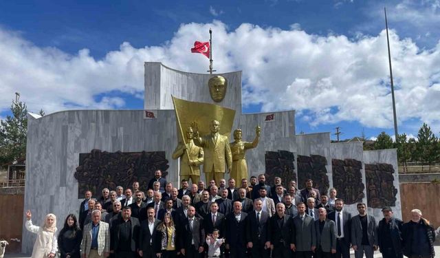 Alparslan Türkeş, Kayseri’de 30 ayrı camide dualarla anıldı