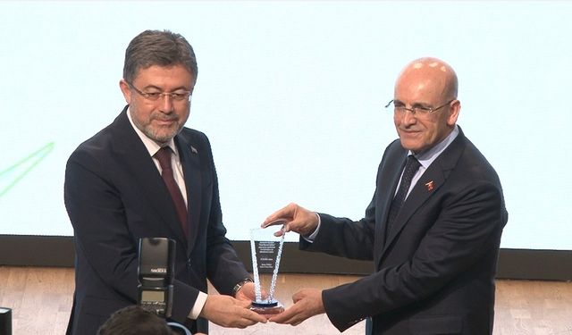 Bakan Şimşek: "Eleştirenler ya bizi duymuyor ya da kötü niyetliler"