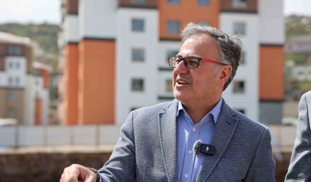 Başkan Özdoğan: "Yeni iş merkezimiz, Hacılar’ın ticari hayatına güç katacak"