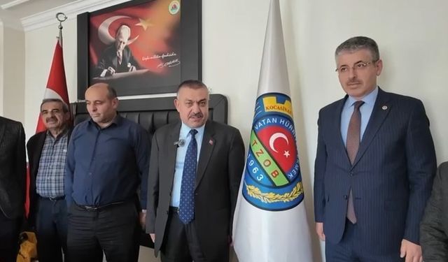 Çopuroğlu; zirai don sonrası çiftçileri ziyaret etti