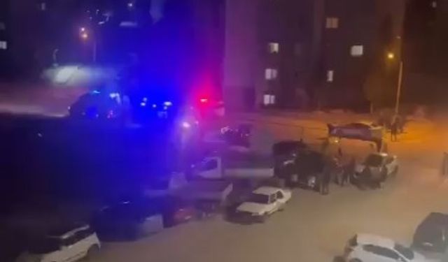 Dört aracın karıştığı zincirleme kazada maddi hasar oluştu