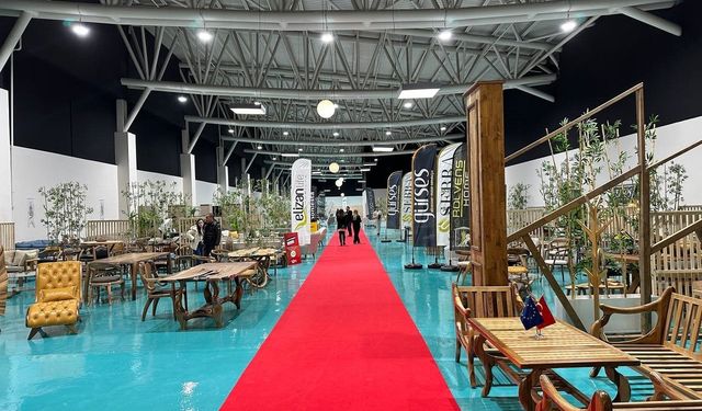 Dünyanın en modern mobilya fuarı, KUMSmall AVM’de kapılarını açtı