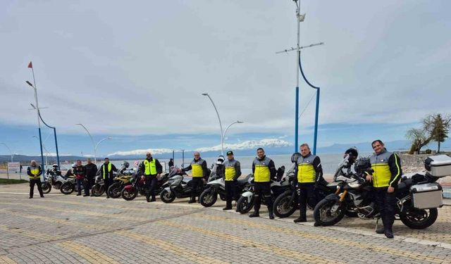 Zorlu yolculuk sonrası motosikleti grup Manavgat’a ulaştı