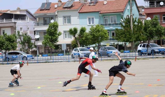 Tekerlekli paten heyecanı başladı