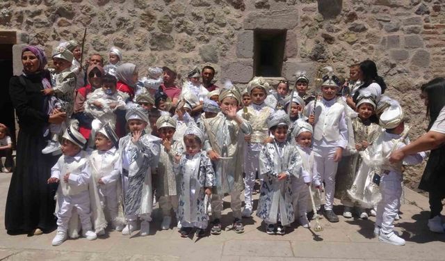 529 yıllık gelenek yaşatıldı, 41 çocuk toplu sünnet ettirildi