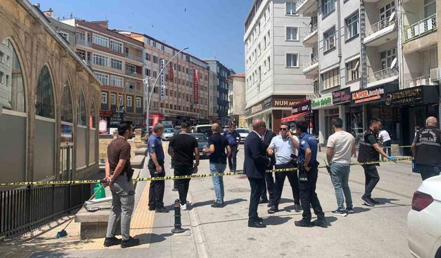 Kafasına tabanca kabzasıyla vurulan şahıs ağır yaralandı