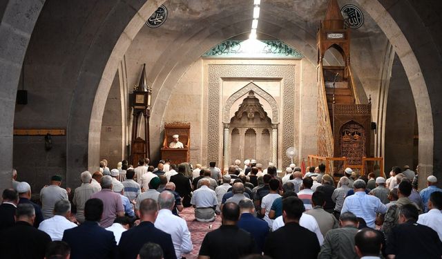 Şehitler için mevlidi şerif programı düzenlendi