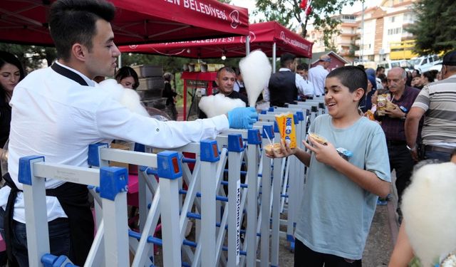 Açık hava sinemalarına yoğun ilgi