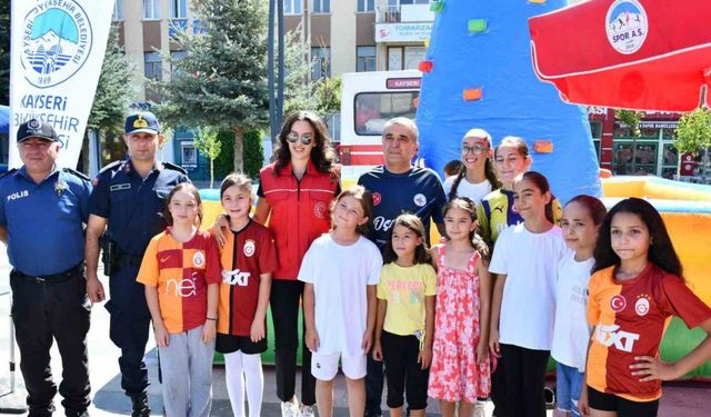 "Bağımlılıkla Mücadele Yürüyüşü" düzenlendi