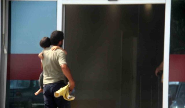Damdan düşen çocuk yaralandı