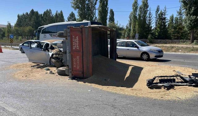 Kontrolsüz yola çıktı, kazaya neden oldu