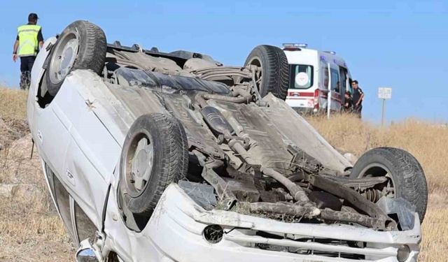 Otomobil şarampole takla attı: Anne ile kızı ölümden döndü