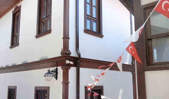 Sahte diploma çetesi elebaşı Kadiroğlu, 354 yıl hapis istemiyle yargılanmıştı