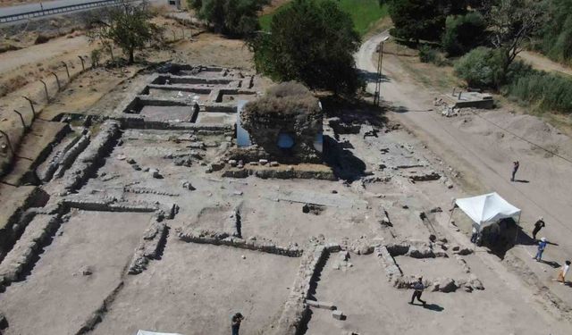 Arkeolojik kazılarla bilinmeyenler ortaya çıkartılıyor