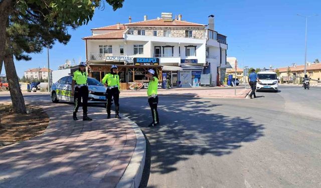 Karaman’da kaza yapan sürücü aracı bırakıp gitti