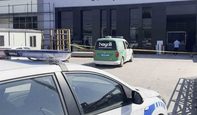 Parasını alamayan iki kardeş kurşun yağdırdı: 2 yaralı