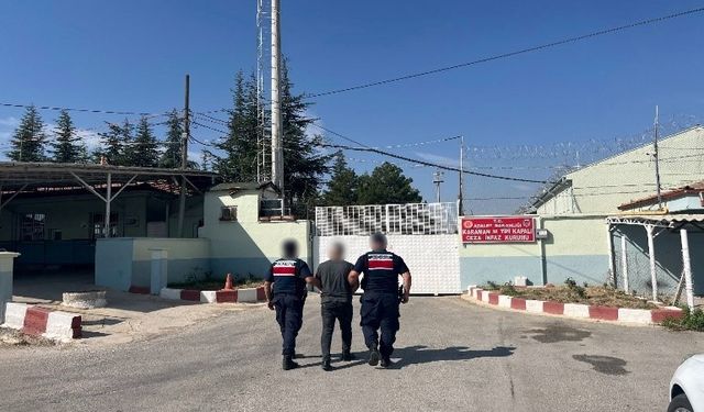 Aranan 11 kişi tutuklandı