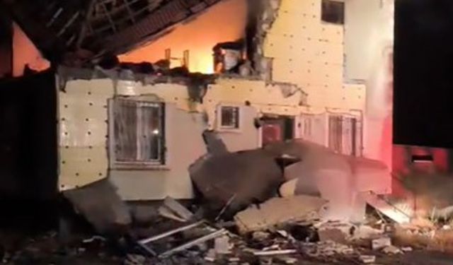 Ev yangını korkuttu