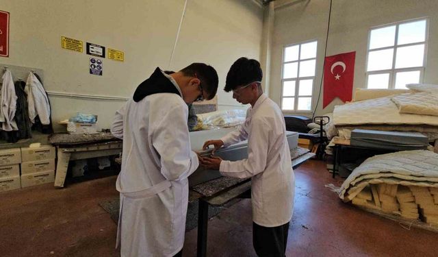 Öğrencilerden Gazze’ye yardım eli