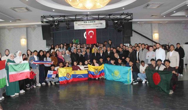 55 ülkeden öğrenci kahvaltı programında buluştu