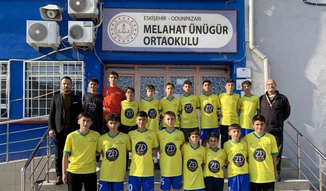 Bu okul futbol branşında üst üste 10 yıldır şampiyon